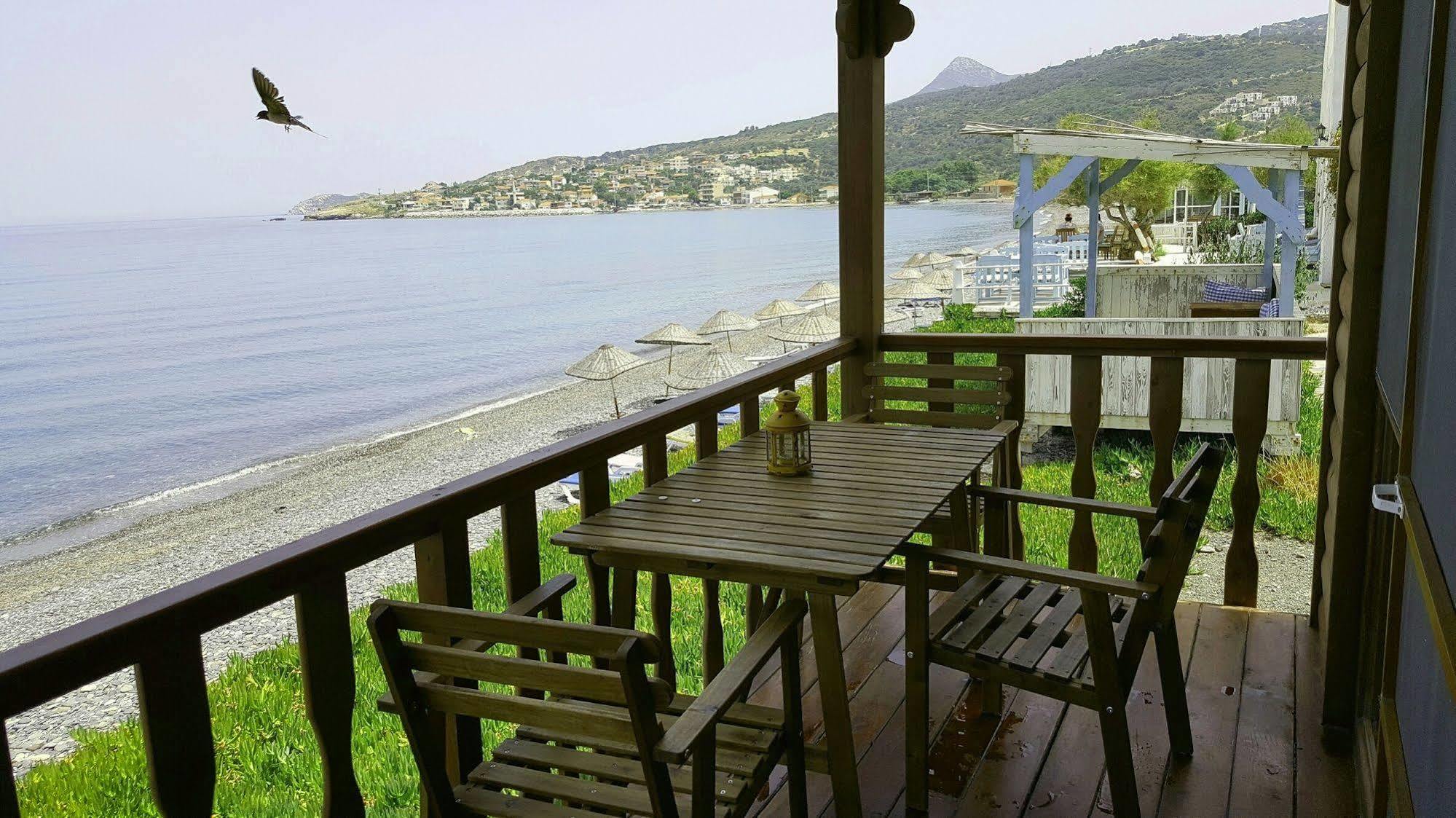 Lipsos Hotel Yeniliman Exterior photo